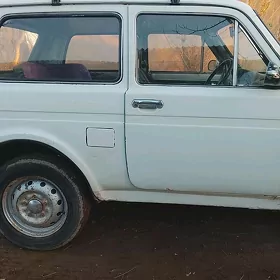 Lada Niva 1985