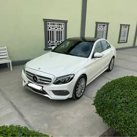 Mercedes-Benz C300 2016