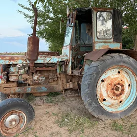 MTZ T-28 1990