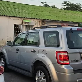 Ford Escape 2011