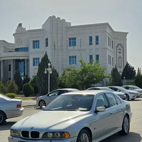 BMW E39 1999