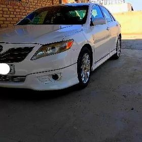 Toyota Camry 2011