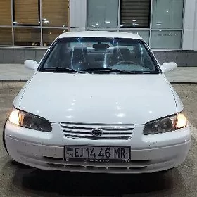 Toyota Camry 1998
