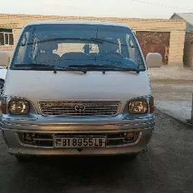 Toyota Hiace 2001