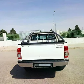 Toyota Hilux 2012