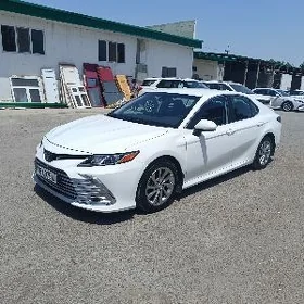Toyota Camry 2022