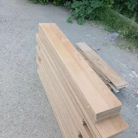 LAMINANT