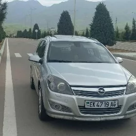 Opel Astra 2009