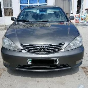 Toyota Camry 2005