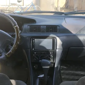 Toyota Camry 2001