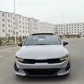Kia K5 2021