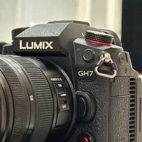 Lumix G7