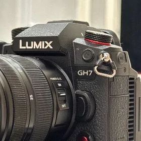 Lumix G7