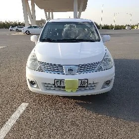 Nissan Versa 2010