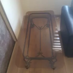журнальный столик