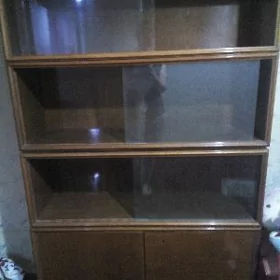 книжные полки
