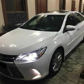 Toyota Camry 2015