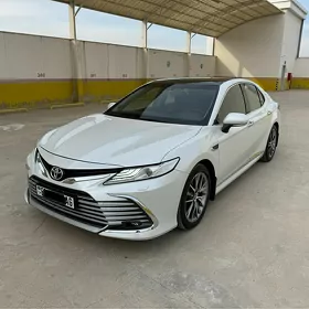 Toyota Camry 2022