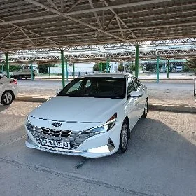Hyundai Elantra 2021