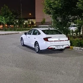 Hyundai Sonata 2022