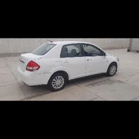 Nissan Versa 2009