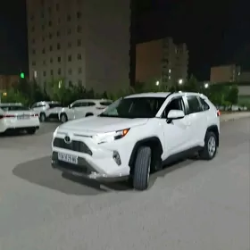 Toyota RAV4 Hybrid 2023