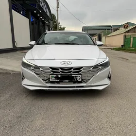 Hyundai Elantra 2021