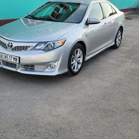Toyota Camry 2014