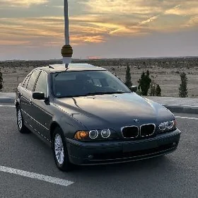 BMW E39 2003