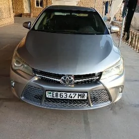 Toyota Camry 2017