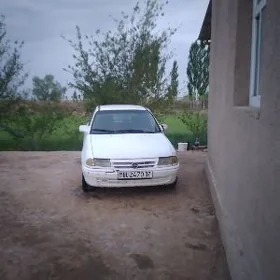 Opel Astra 1992