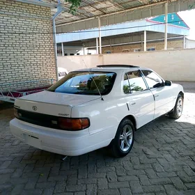 Toyota Camry 1993