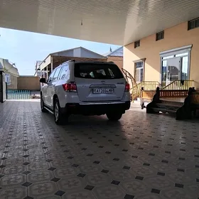 Toyota Highlander 2012