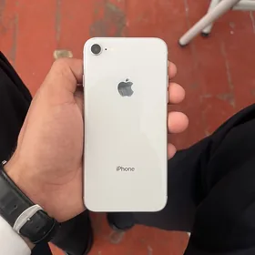 iPhone 8