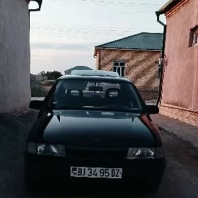 Opel Vectra 1991