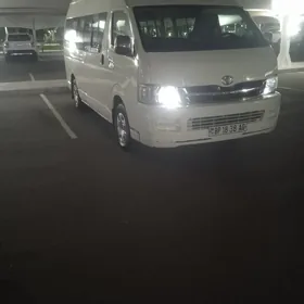 Toyota Hiace 2006