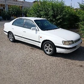 Toyota Carina 1995