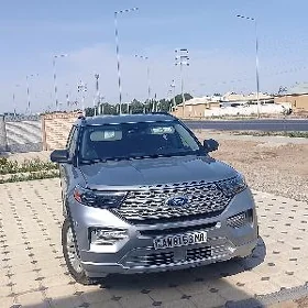 Ford Explorer 2022