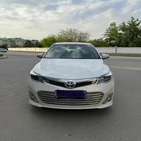Toyota Avalon 2013