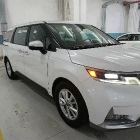 Kia Carnival 2021