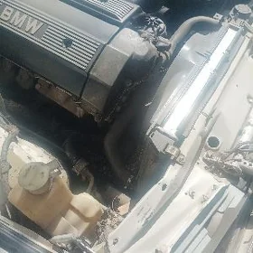 BMW 525 1992