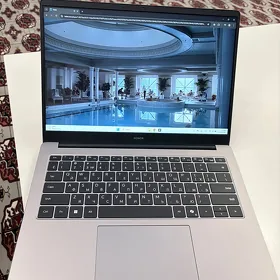 Honor magicbook X14 2025