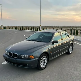 BMW E39 2003