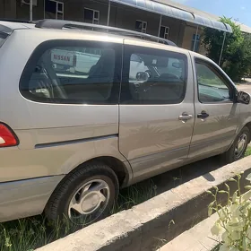 Toyota Sienna 2002