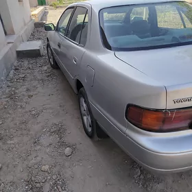 Toyota Camry 1993