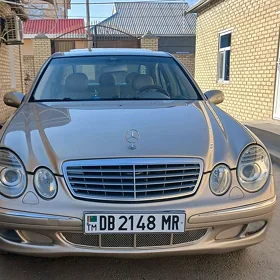 Mercedes-Benz E320 2003