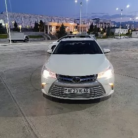 Toyota Camry 2016