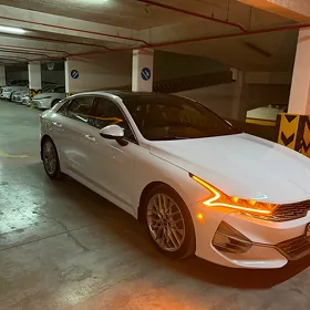 Kia K5 2023