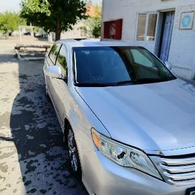 Toyota Avalon 2012