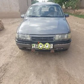 Opel Vectra 1989